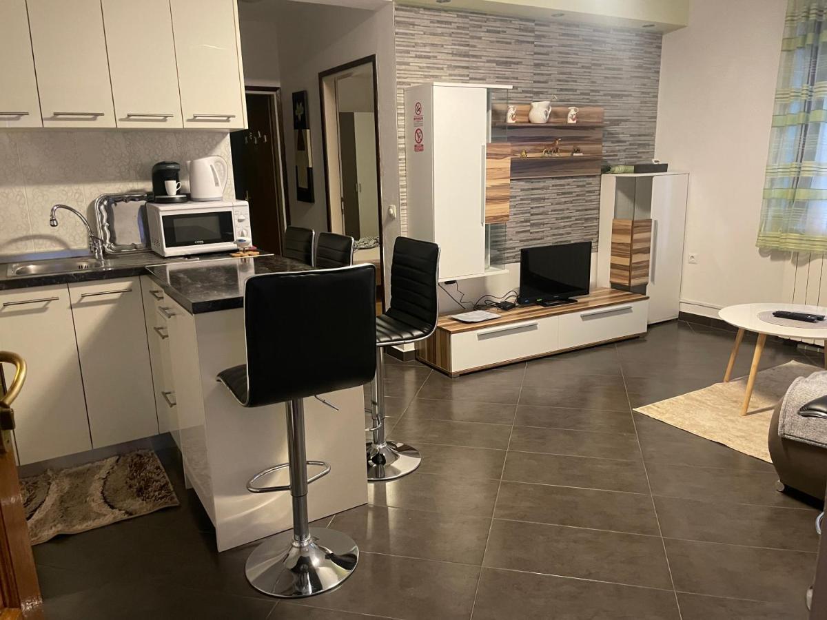 App Ena Apartment อูมัค ภายนอก รูปภาพ